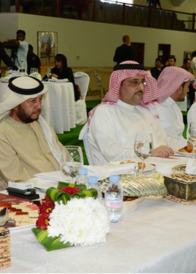 أثناء الفعالية بصحبة الأمراء والضيوف
