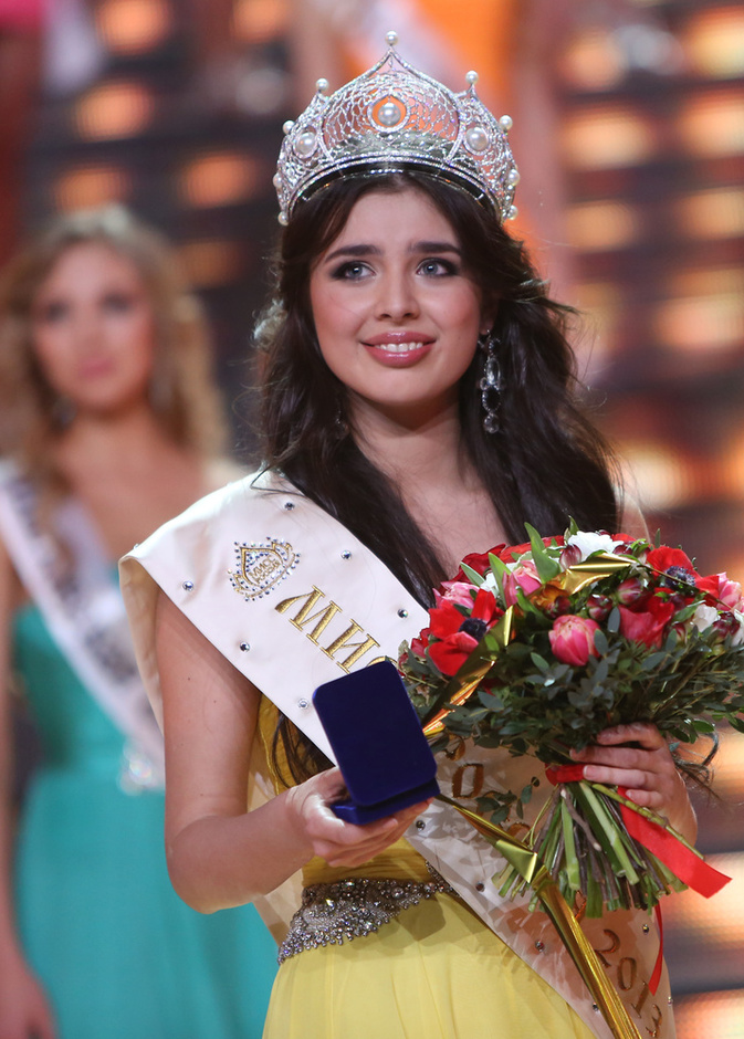 إلميرا عبدالرزاقوفا الفائزة بلقب ملكة جمال روسيا - 2013