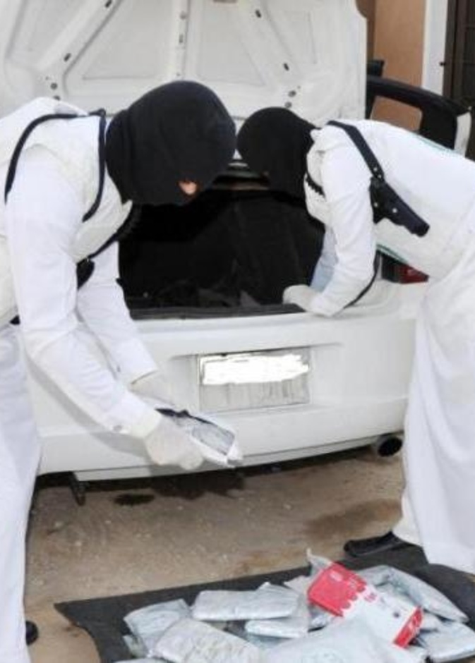 مفتشات سعوديات برتب عسكرية لمكافحة المخدرات