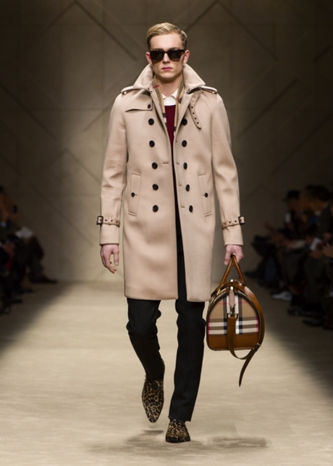 BURBERRY تشكيلة أزياء للرجال