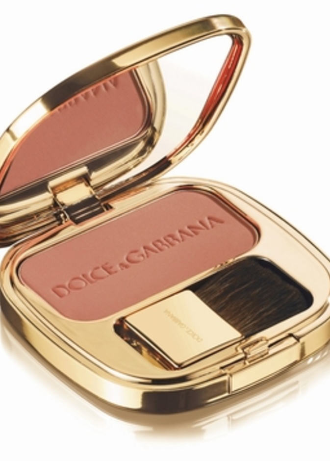 BLUSHER