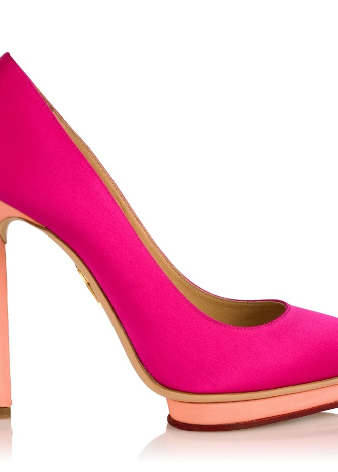 Charlotte Olympia حذاء باللون الوردي الفاقع من
