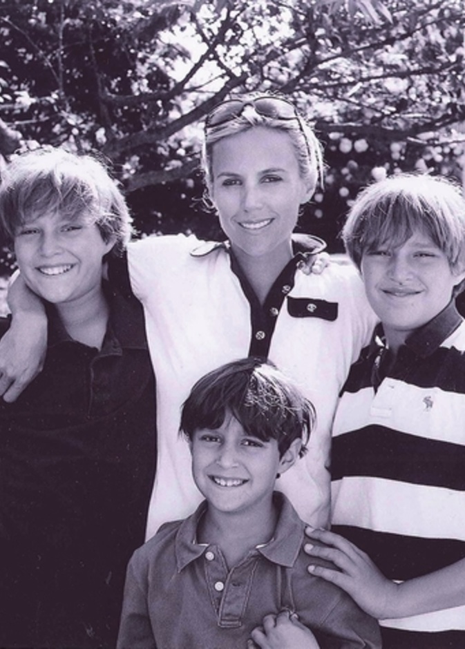  Tory Burch مع أولادها