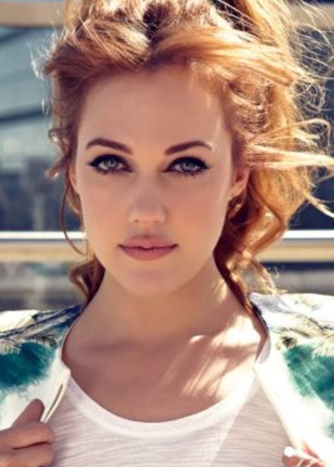 الممثلة التركية مريم أوزيرلي