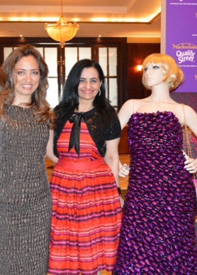 وفاء عايش، ناريمان، نشوى