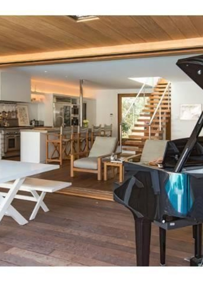 باميلا أندرسون تخفض سعر منزلها 2.75 مليون دولار