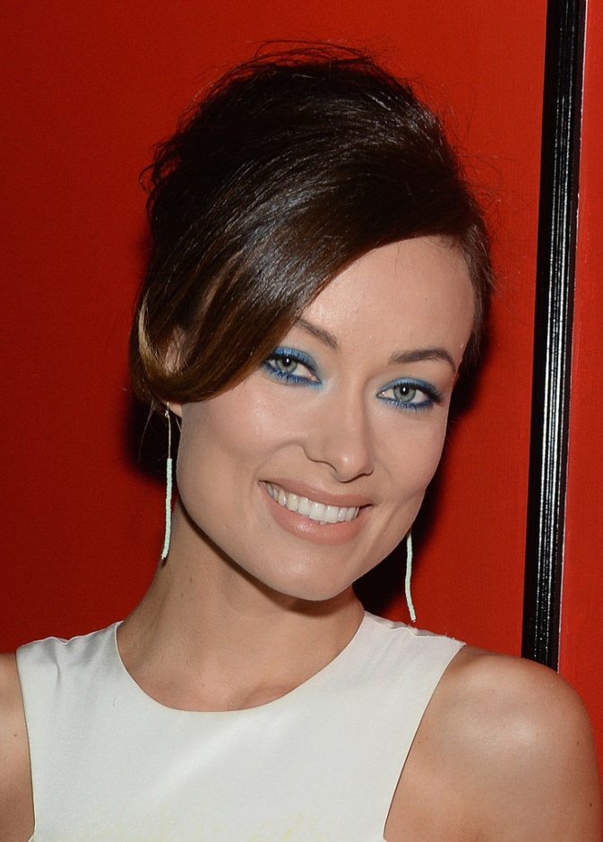 أوليفيا وايلد وجايسون Sudeikis زيارة ديزني لاند