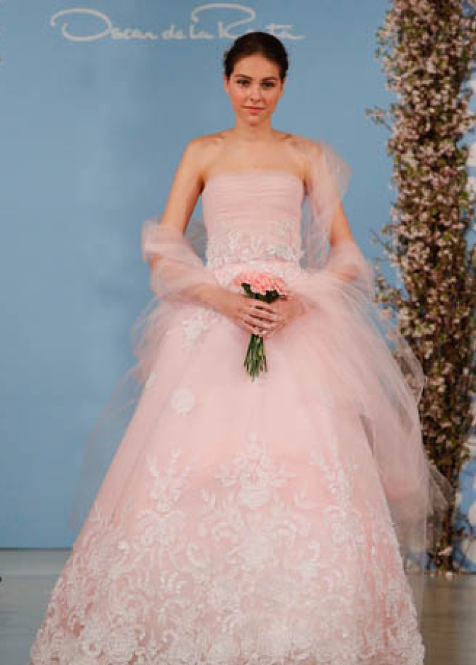 من تشكيلة Oscar De La Renta