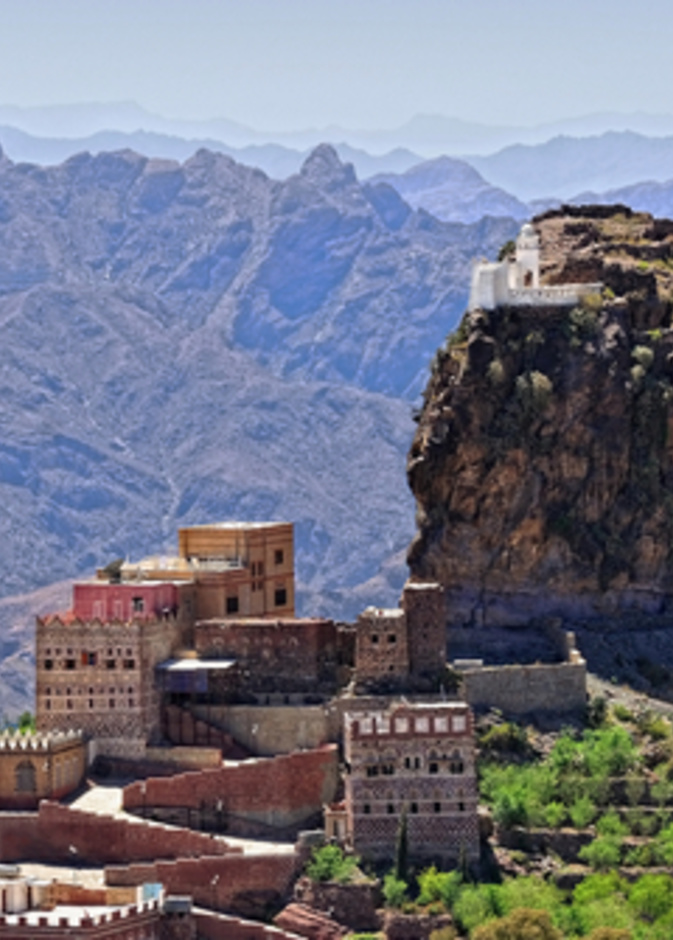 الجبل اليمن، شرق حراز، آل Hutaib. مزارا هاما لأتباع الطائفة الإسماعيلية