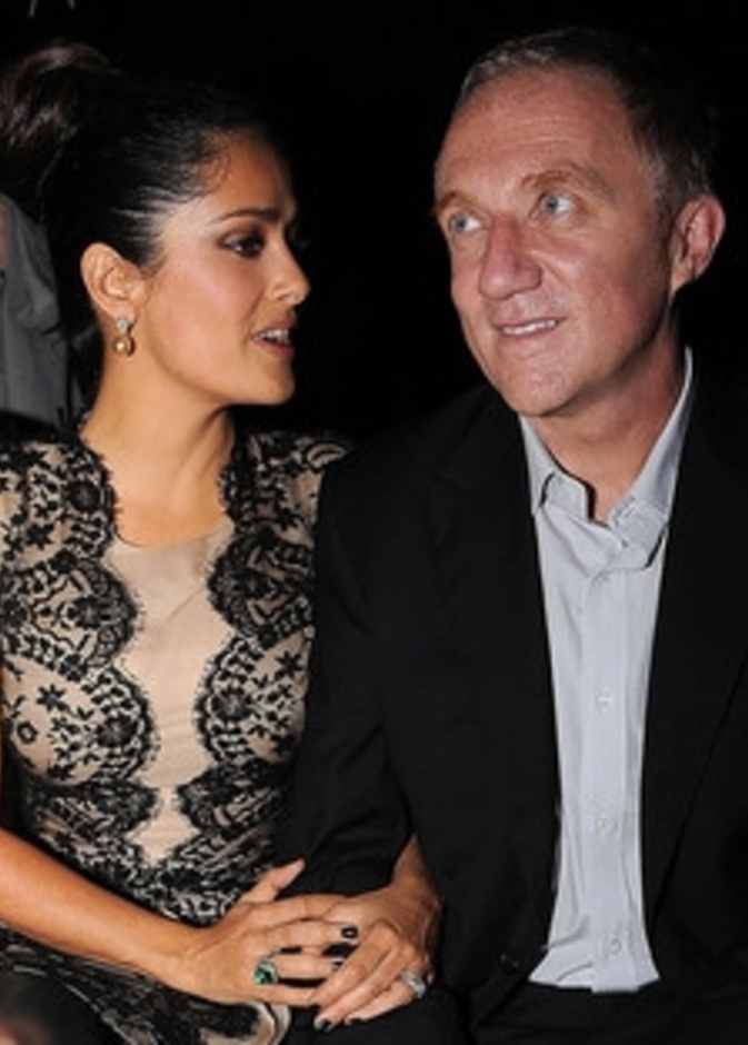 رئيس مجلس إدارة مجموعة شركات لويس فويتون فرانسوا هنري بينو وزوجته الم