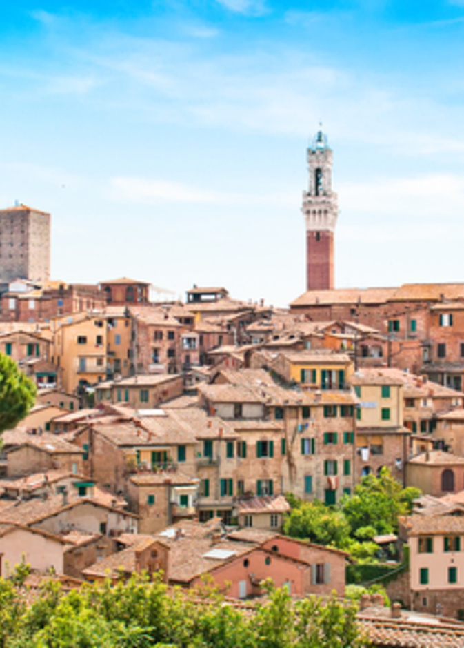 منظر جميل من المدينة التاريخية من سيينا، إيطاليا