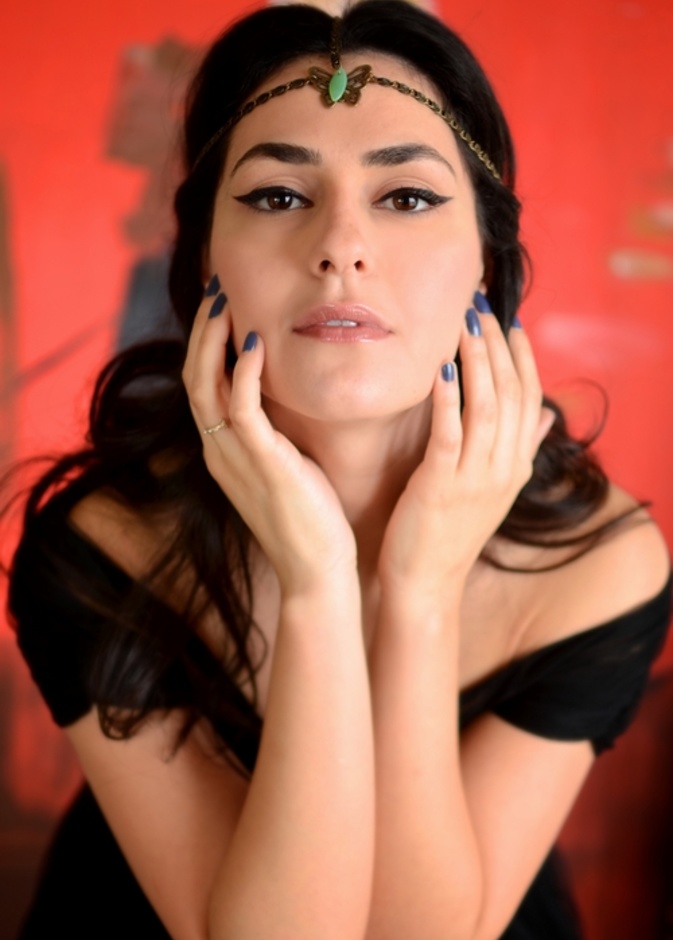 ربطات شعر نانسي بيطار