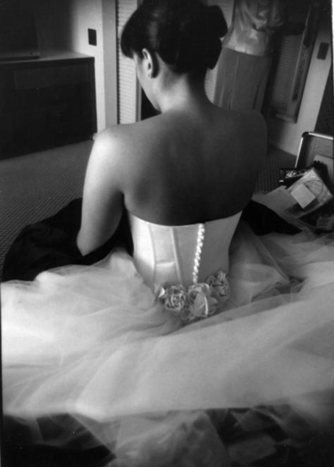 زفاف وشهر عسل... من دون عريس!