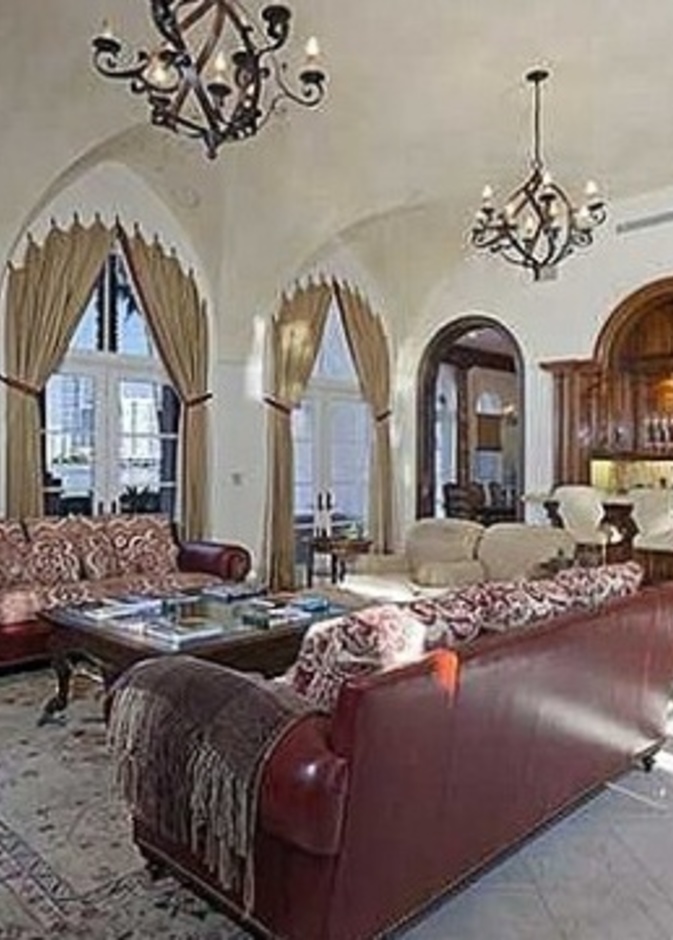 لقطة داخل صالونات المنزل