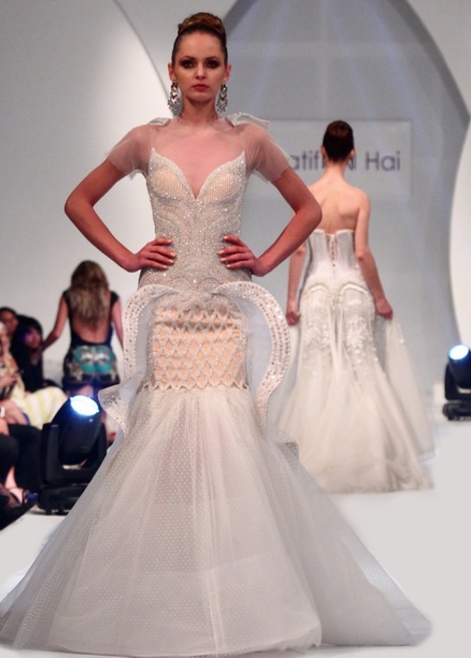 من تشكيلة عواطف الحاي