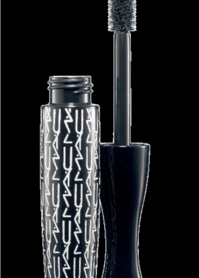 من كواليس العروض: رموش كرموش الدمى