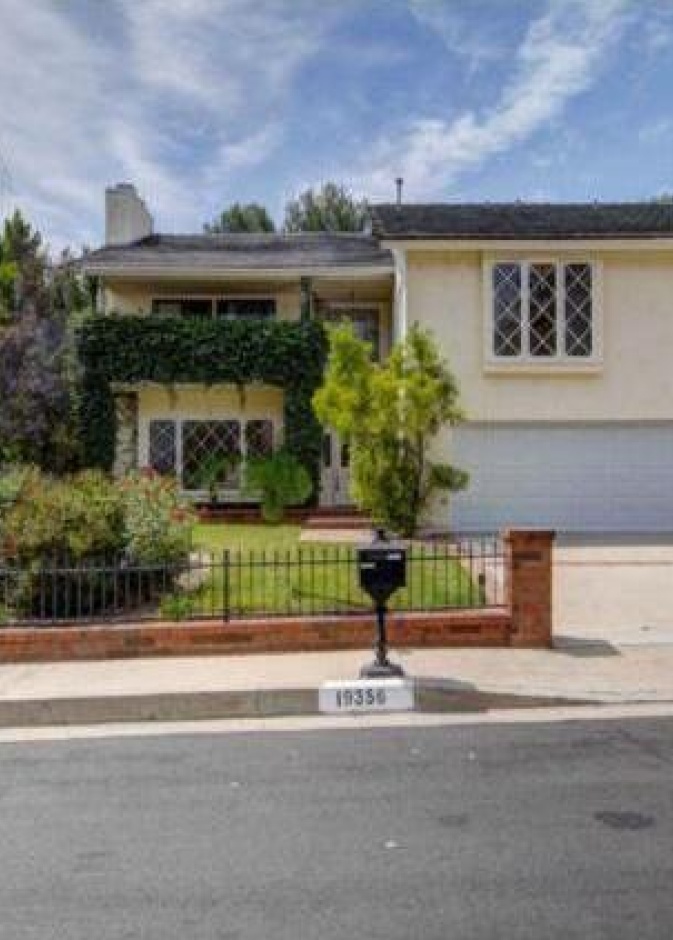 المنزل من الخارج