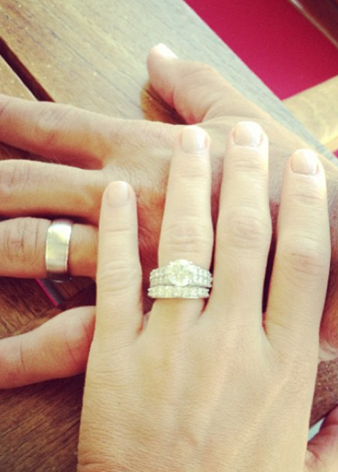 زواج إيريك ديكر وجيسي جيمس