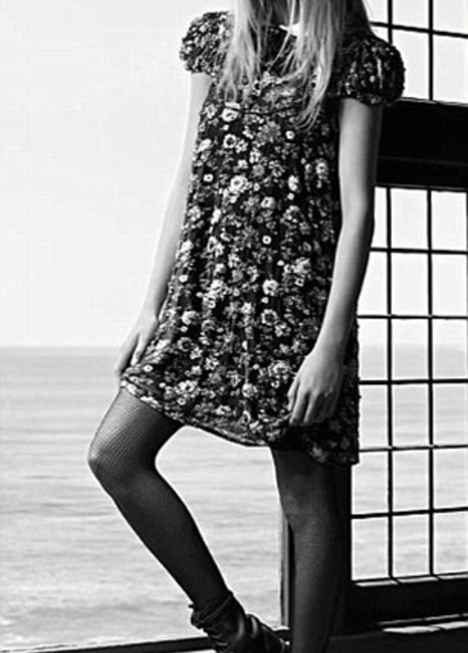 Saint Laurent BabyDoll فستان الـ 40 ألف يورو