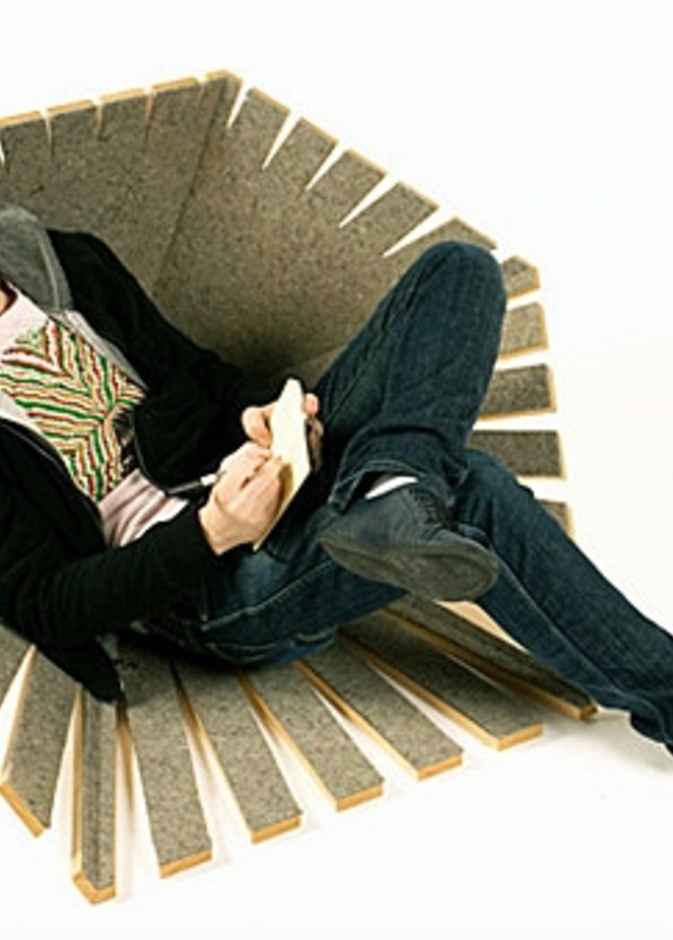 كراسي غريبة لغرفة الجلوس