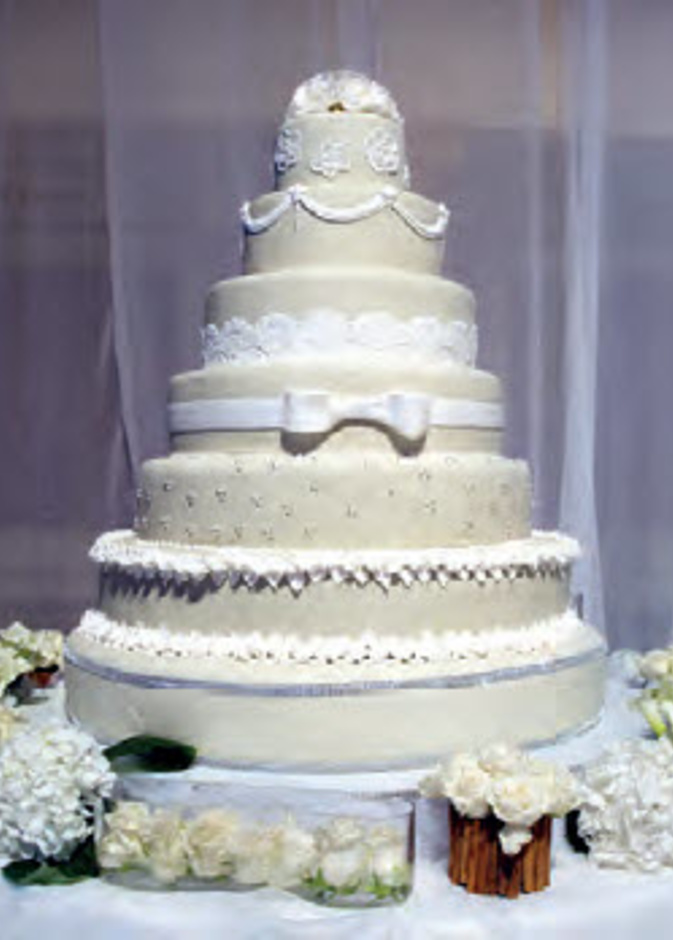 مصمم الزهور والمناسبات السعودي عبد العزيز النعمان لـ هي :  لا تنس جذورك 