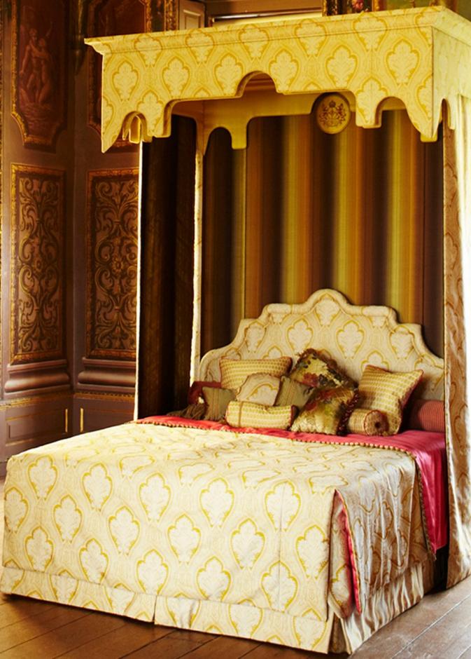 أحدى أسرة Savoir Royal State
