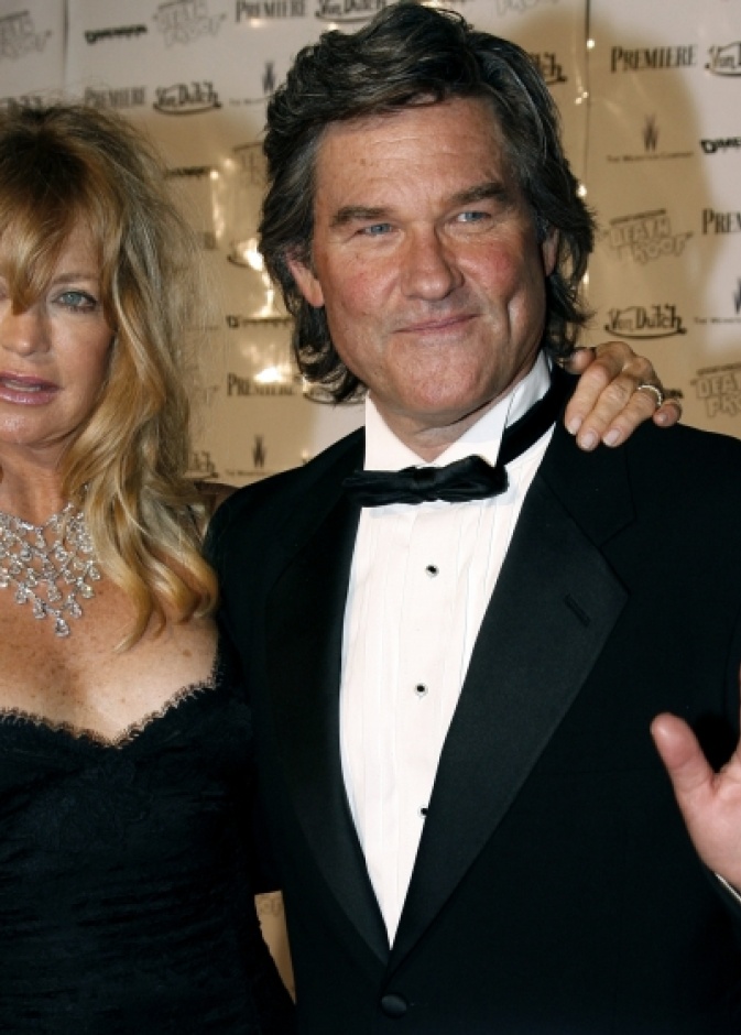 غولدي هاون وكورت راسيل يبيعان منزل ماليبو