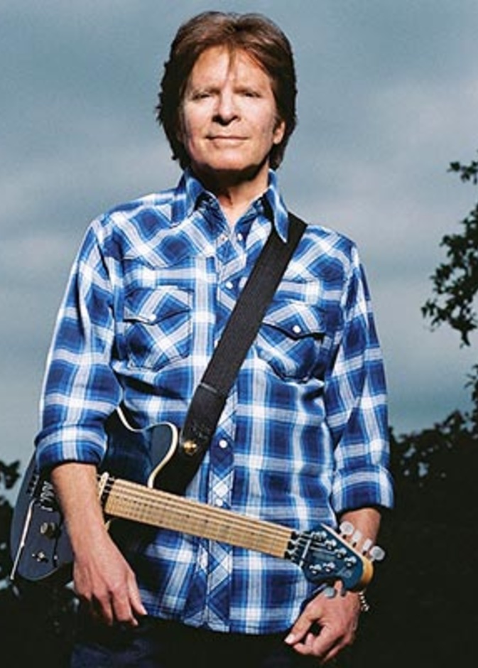 جون فوغرتي يطرح قصره للبيع