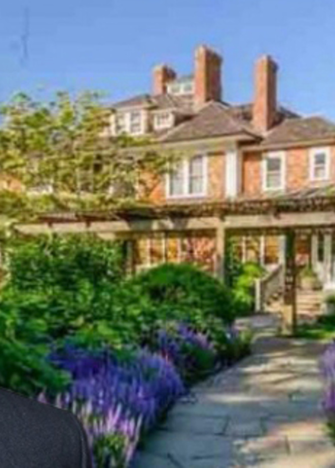 ريتشارد غير يطلب 65 مليون دولار لبيع منزله