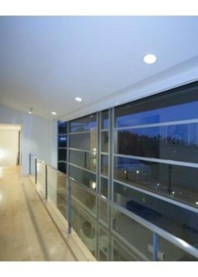 الردهة بين الغرف