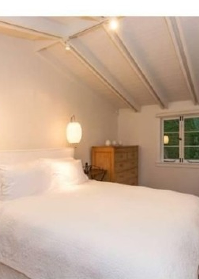 غرفة نوم اخرى