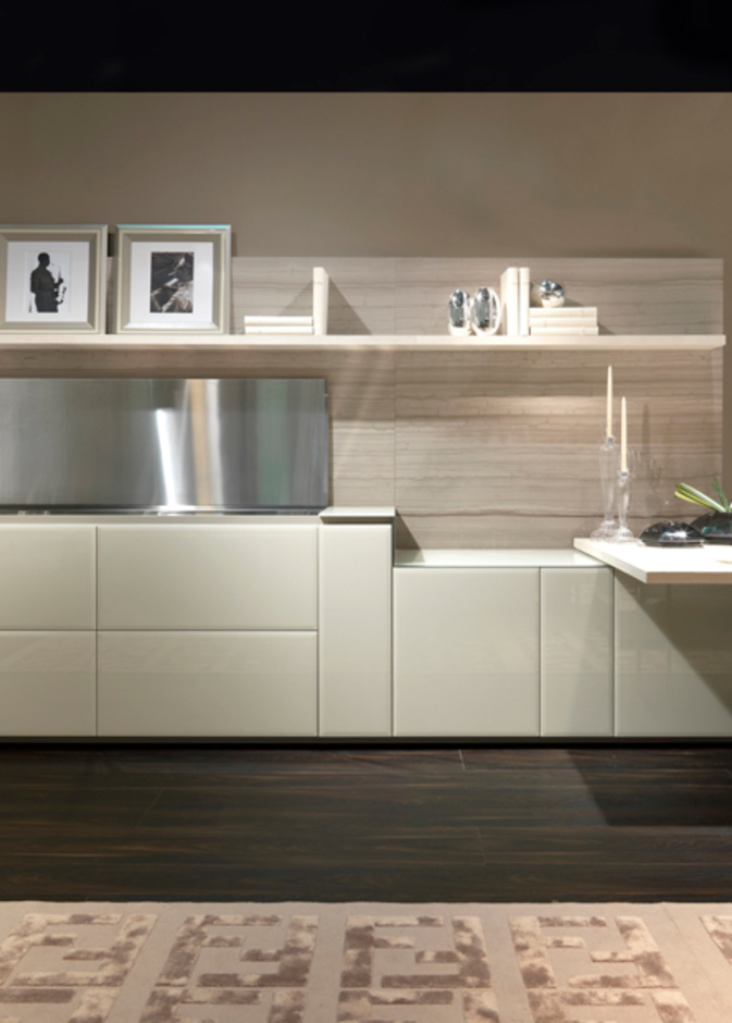 من تصميمات Fendi