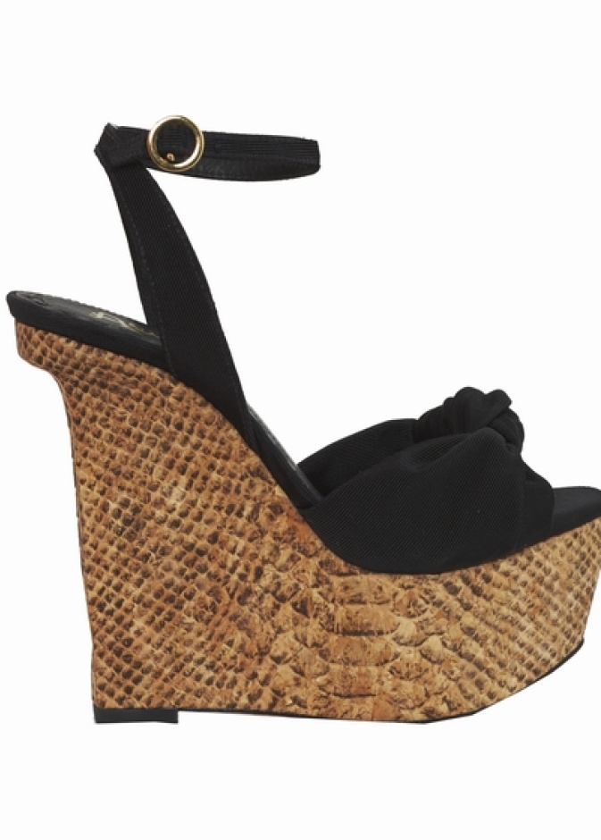 صندل من Alice & Olivia