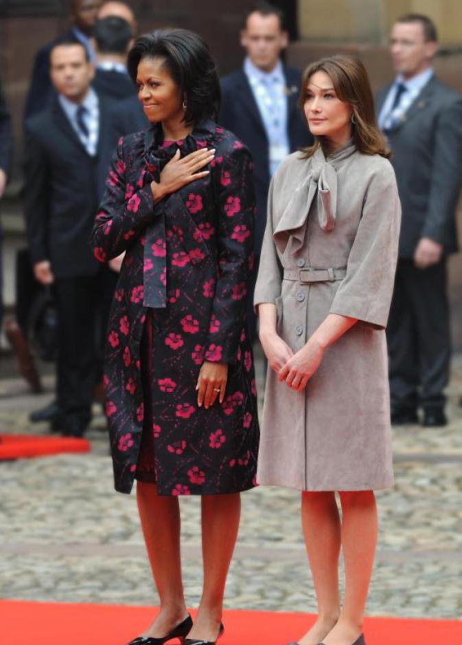 Carla Bruni مع Michelle Obama