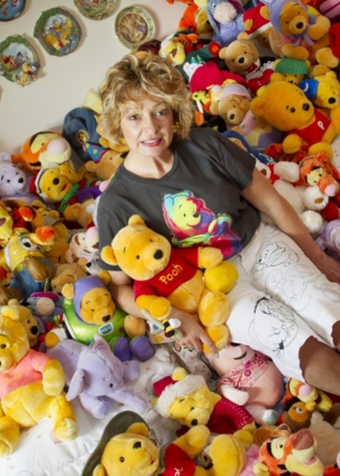 Deb Hoffmann المهووسة بتجميع ويني ذا بو