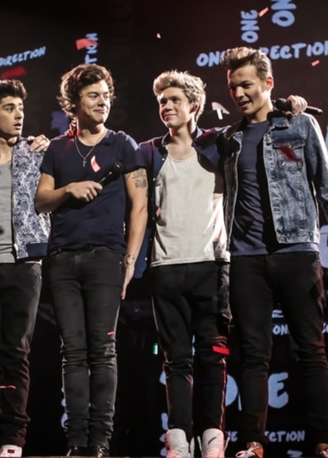  الحصان الرابح  يطيح بنجوم One Direction وOprah!