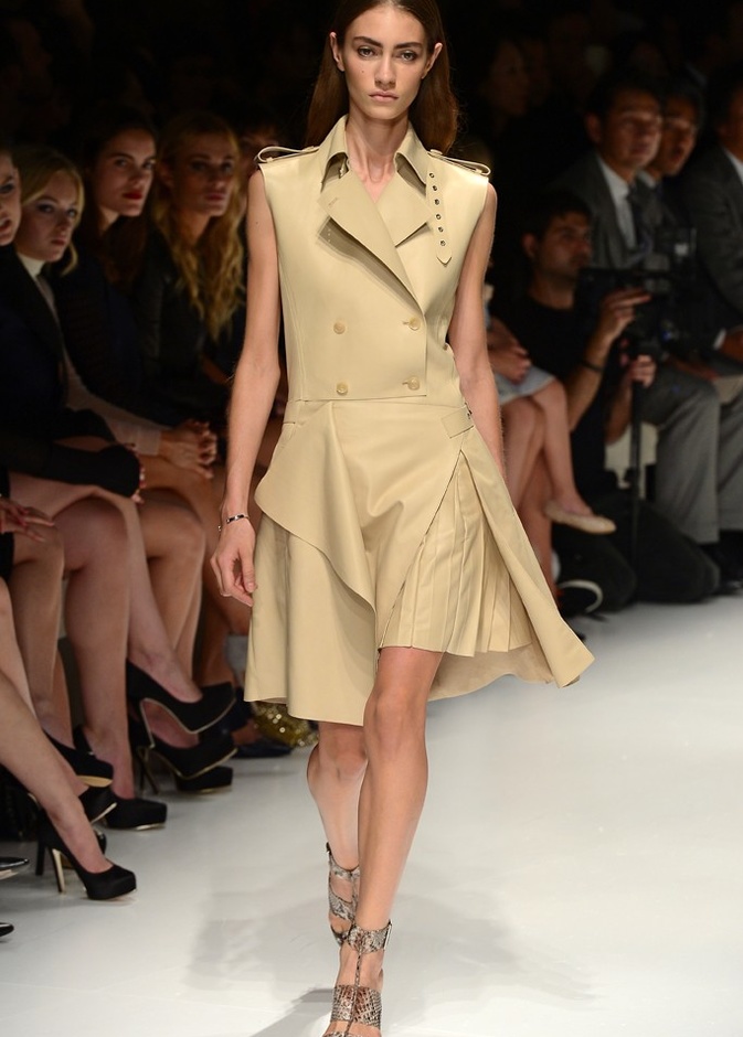 Salvatore Ferragamo... ربيع 2014 هادئ