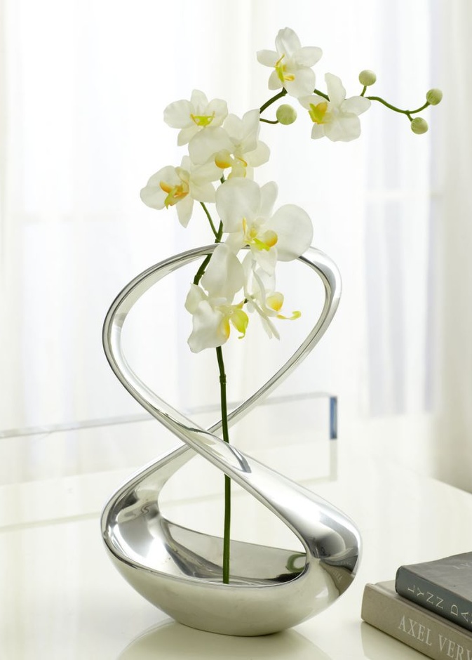 أكسسوارات فاخرة لتزيين منزلك بالعيد