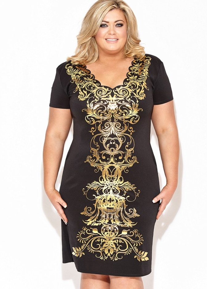 Gemma Collins فستان مخمل سترتش اسود مطبّع بالجلد الذهبي