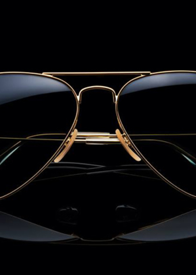 Rayban تطلق نظارات شمسية من الذهب