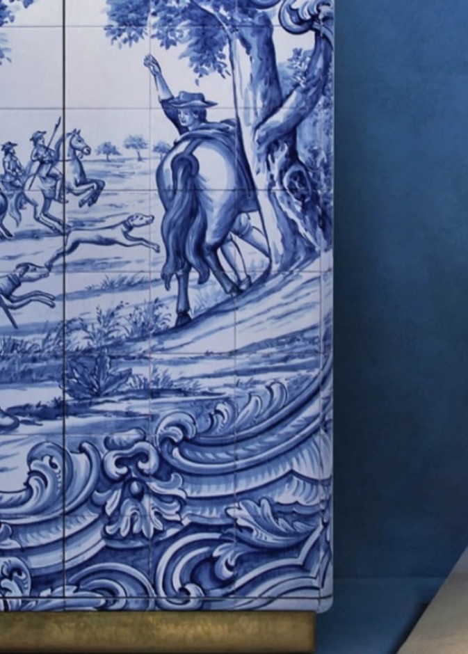 حلول التخزين الأنيق قد تضيف الكثير من الجمال الى الديكور الداخلي للغرفة