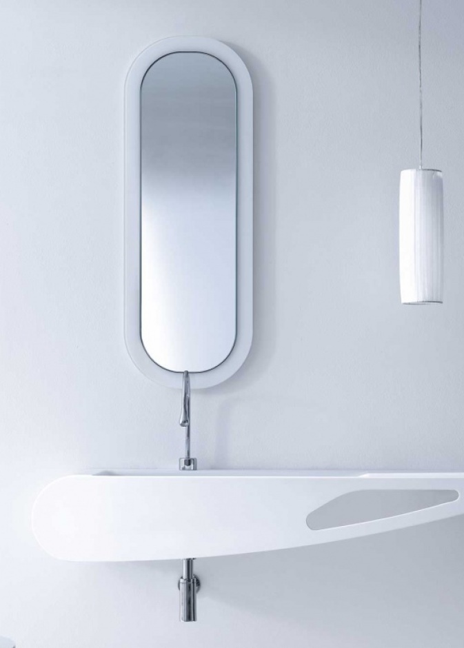 حوض بتصميم معاصر باللون الأبيض الأنيق من الراتنج