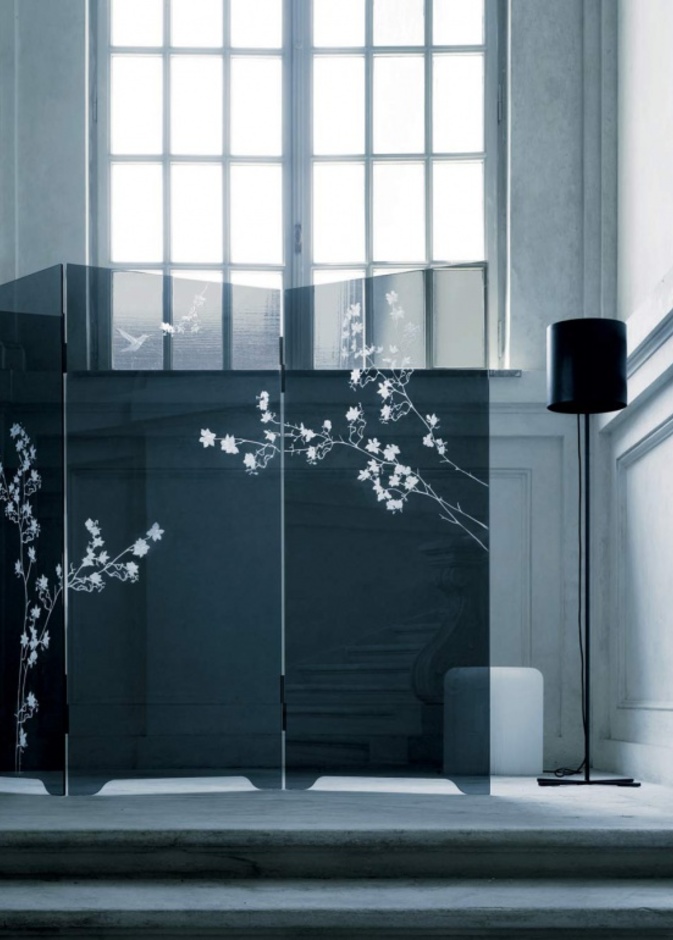 مصنوعة من الزجاج المدخن المكون من أربعة أبواب