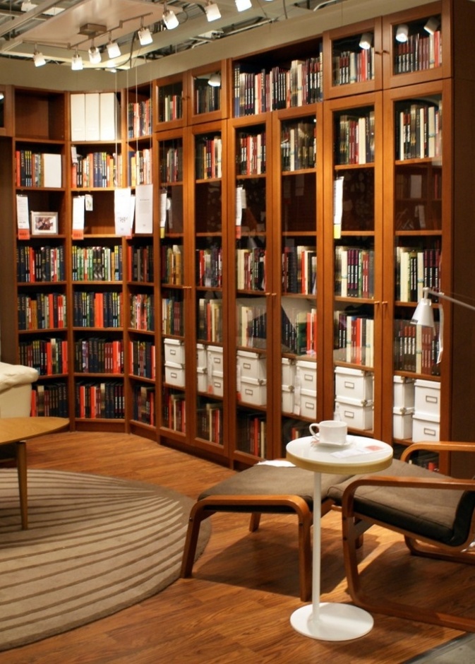  المكتبات الضخمة خيار مثالي لحفظ الكتب خاصة إذا كانت بكم هائل