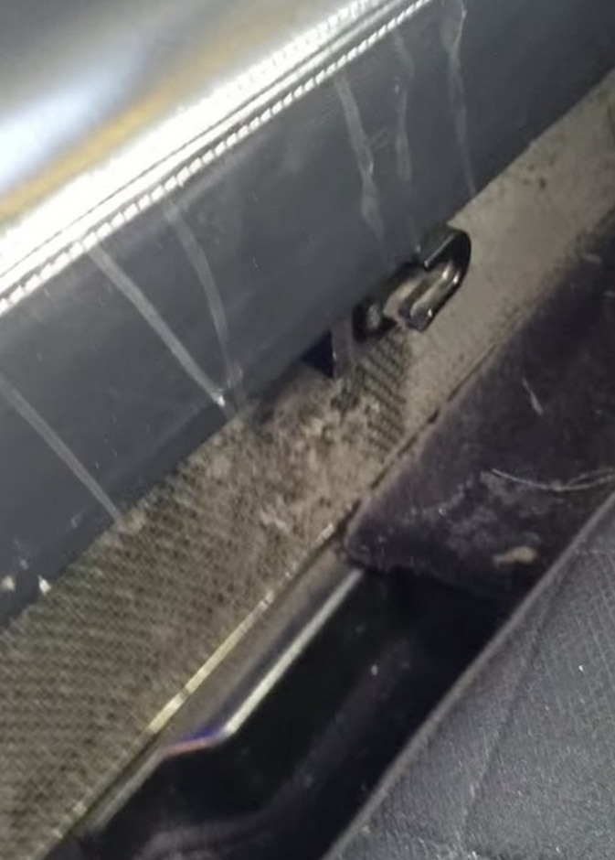  قذارة لا تليق بالاسم المرموق للخطوط الجوية البريطانية و لا بمقصورة الدرجة الأولى