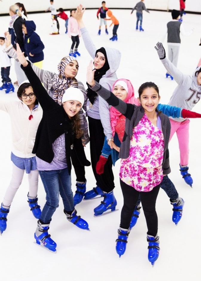 أنشطة مسلية ضمن فعاليات نادي سيدات الشارقة