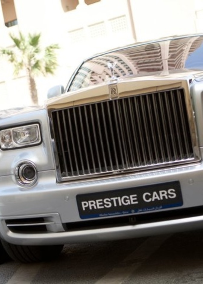 يحظى المواطن القطري بدخل عال يفوق معظم البلدان العربية