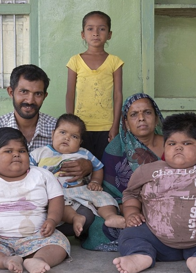 أب يخطط لبيع كليته لعلاج أطفاله الثلاثة 