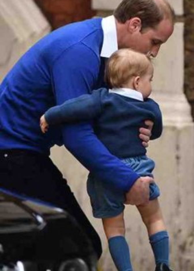 الأمير وليام حرص أن يصطحب الأمير جورج بنفسه لرؤية شقيقته لأول مرة