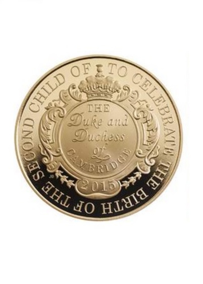 قطعة تذكارية من الذهب الخالص للترحيب بأميرة كامبريدج